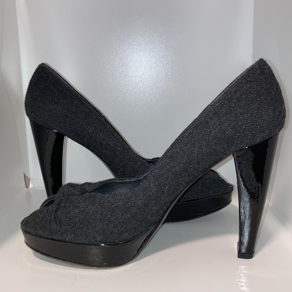 Stuart Weitzman Black Grey Tweed Peep Toe Stiletto Pumps Heels SIZE 7 Platform - Picture 7 of 10
